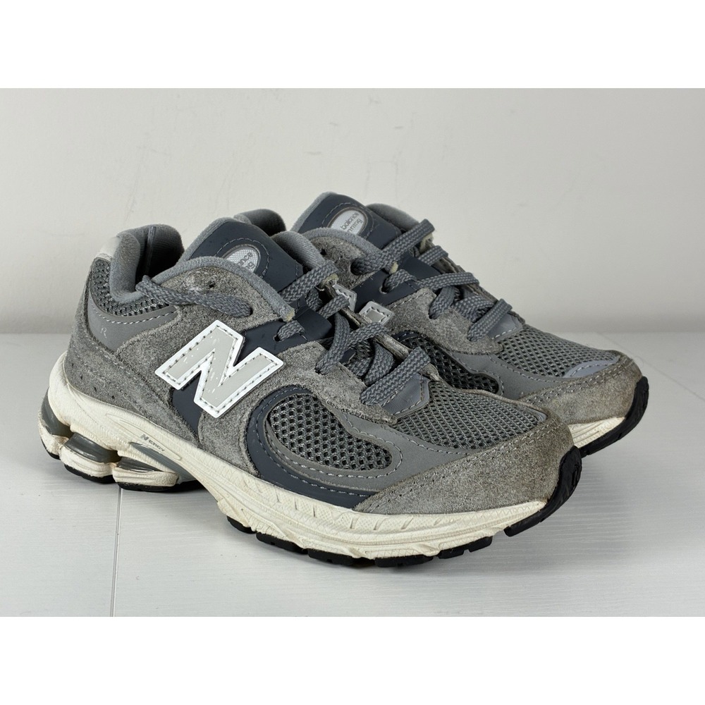 Child's New Balance 2002st Gray Sneakers Size 11